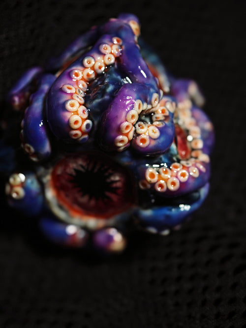 Handmade 35mm Eldritch Tentacle D6 Dice | Cthulhu Monster Eye Resin Die | Lovecraftian... - Crux Jewelry product image 2