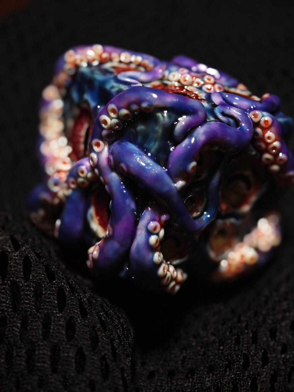 Handmade 35mm Eldritch Tentacle D6 Dice | Cthulhu Monster Eye Resin Die | Lovecraftian Dark Fantasy RPG Tabletop