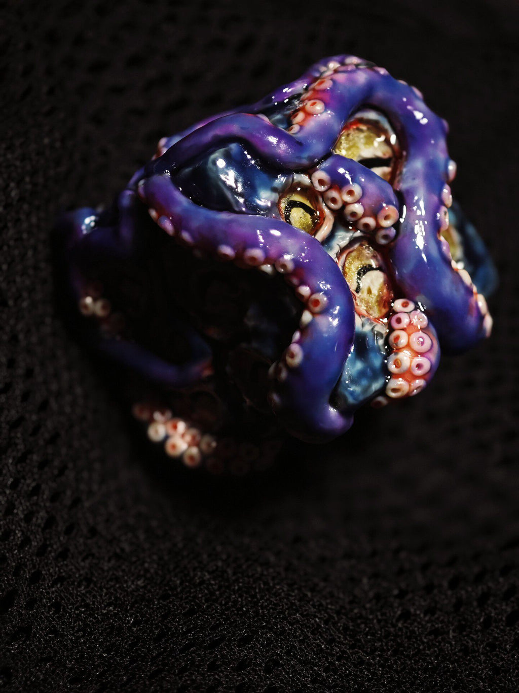 Handmade 35mm Eldritch Tentacle D6 Dice | Cthulhu Monster Eye Resin Die | Lovecraftian Dark Fantasy RPG Tabletop