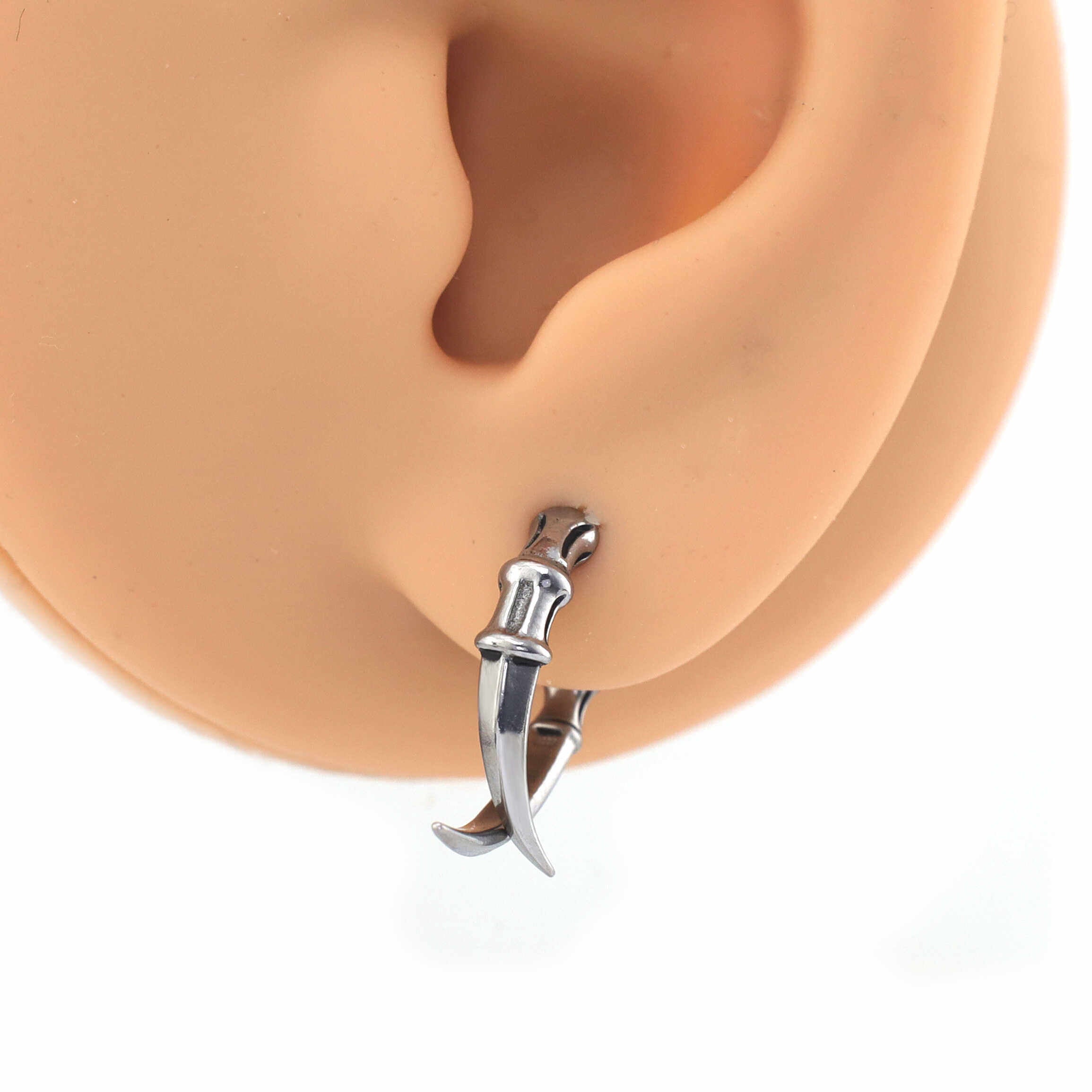 20G Thin Needle Eagle Claw Stainless Steel Ear Studs