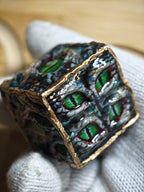 Handmade 30mm Serpent Eye D6 Dice - Gilded Scaled Monster Resin Die