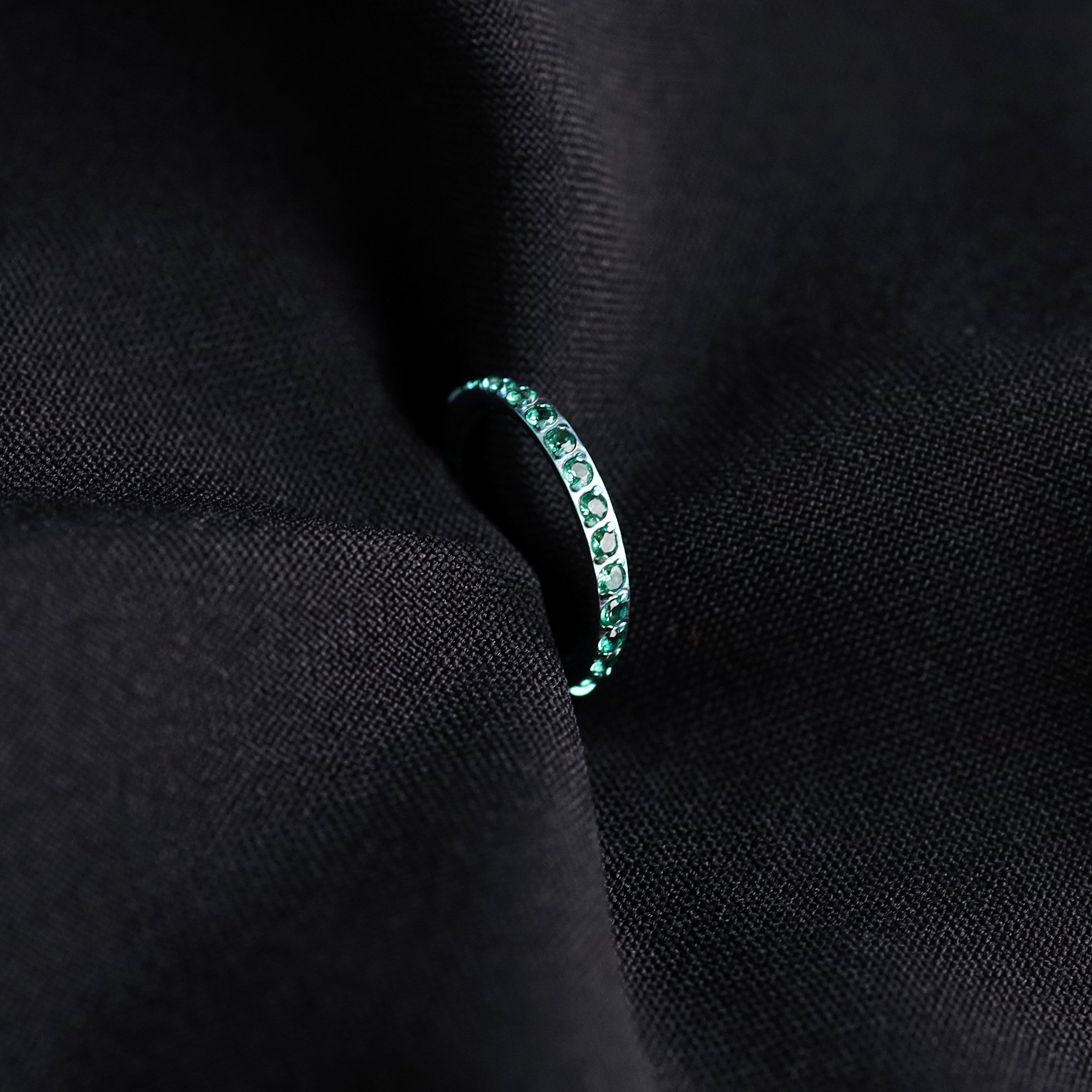 16G Titanium 5A CZ Clicker Ring | Premium Cartilage, Conch & Lip Hoop