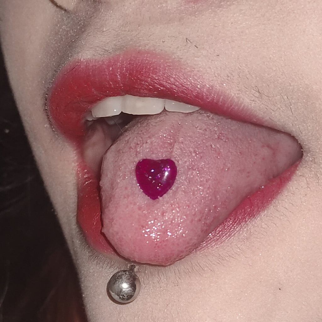 Holographic Glitter Heart Tongue Ring - Y2K Sweet & Spicy Barbell