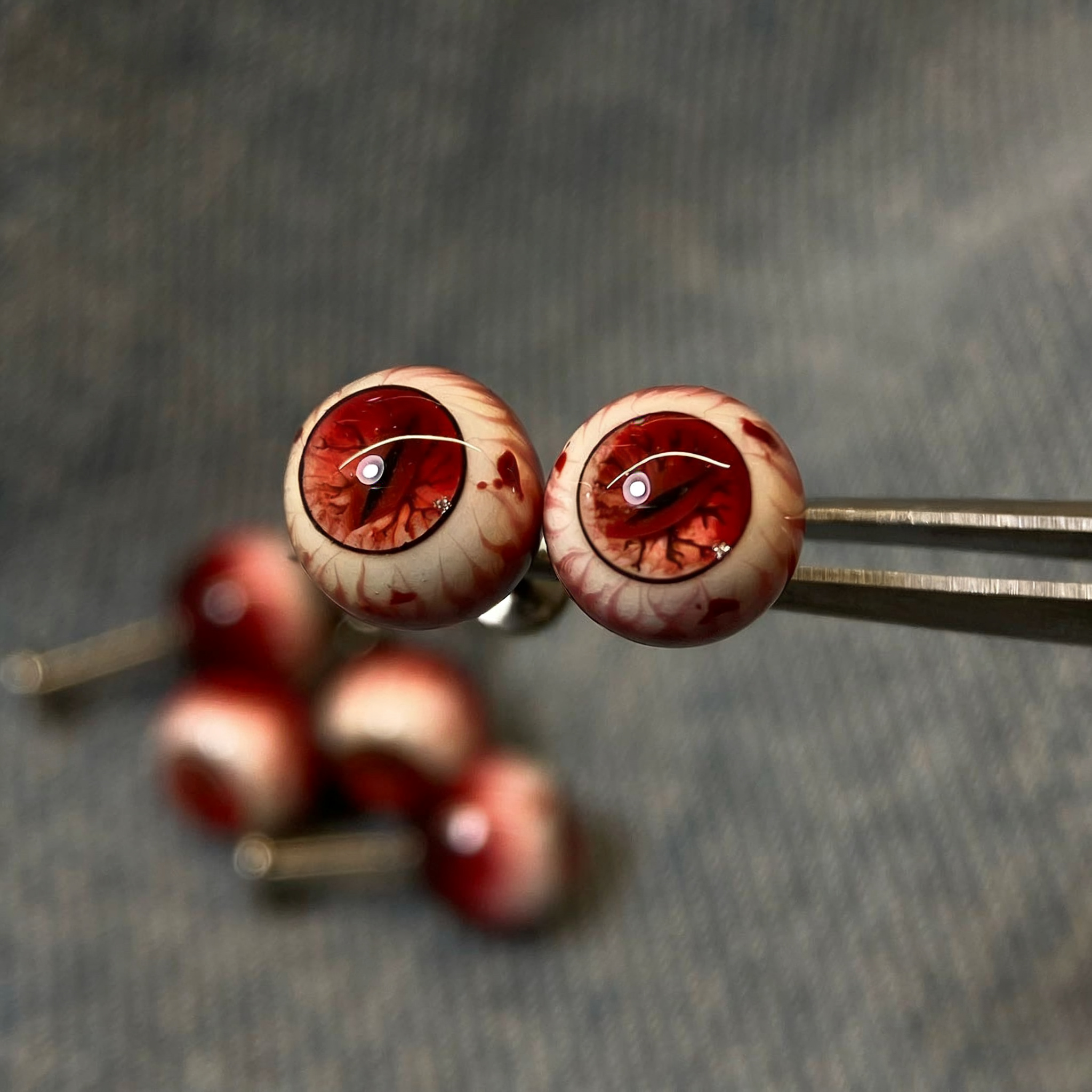 Cthulhu Eye - Demon Slayer | Kibutsuji Muzan Vertical Pupil  |  Ear/Tongue Titanium Studs