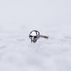 Skull Internally Threaded Stainless Steel Lip Ring - Skull Internally Threaded Stainless Steel Lip Ring - 6mm by CRUXJEWELRY