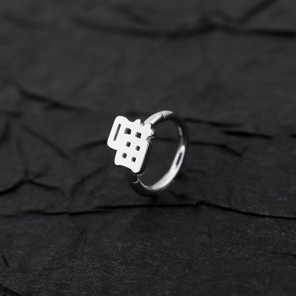 Kyoto Limited Series - Stainless Steel Segment Hoop - Kyoto Limited Series - Stainless Steel Segment Hoop - 喵 / 8mm by CRUXJEWELRY