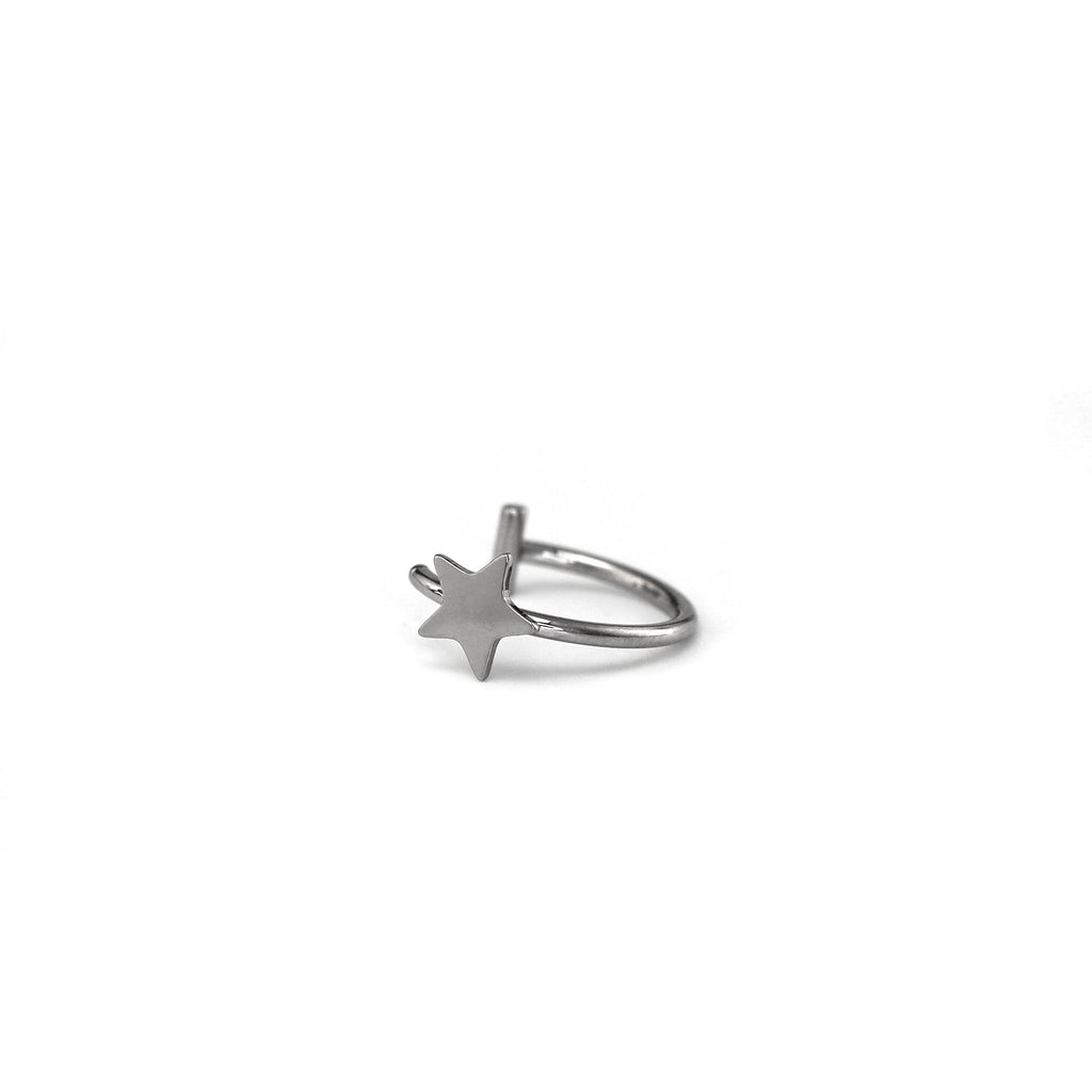 Star Stainless Steel Lip Clip - Star Stainless Steel Lip Clip - 8mm by CRUXJEWELRY