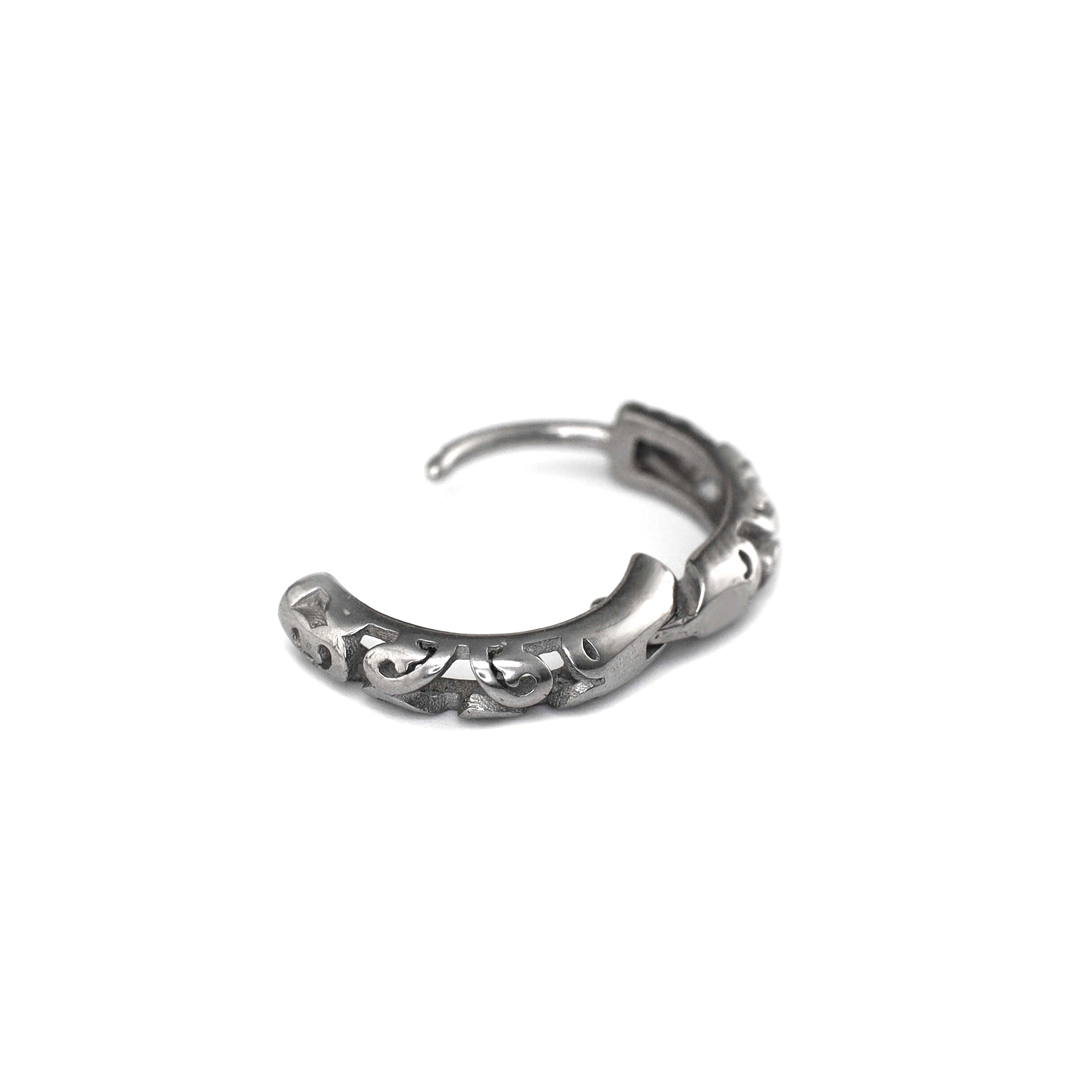 Openwork Vine Pattern Stainless Steel Earrings - Openwork Vine Pattern Stainless Steel Earrings - Single by CRUXJEWELRY