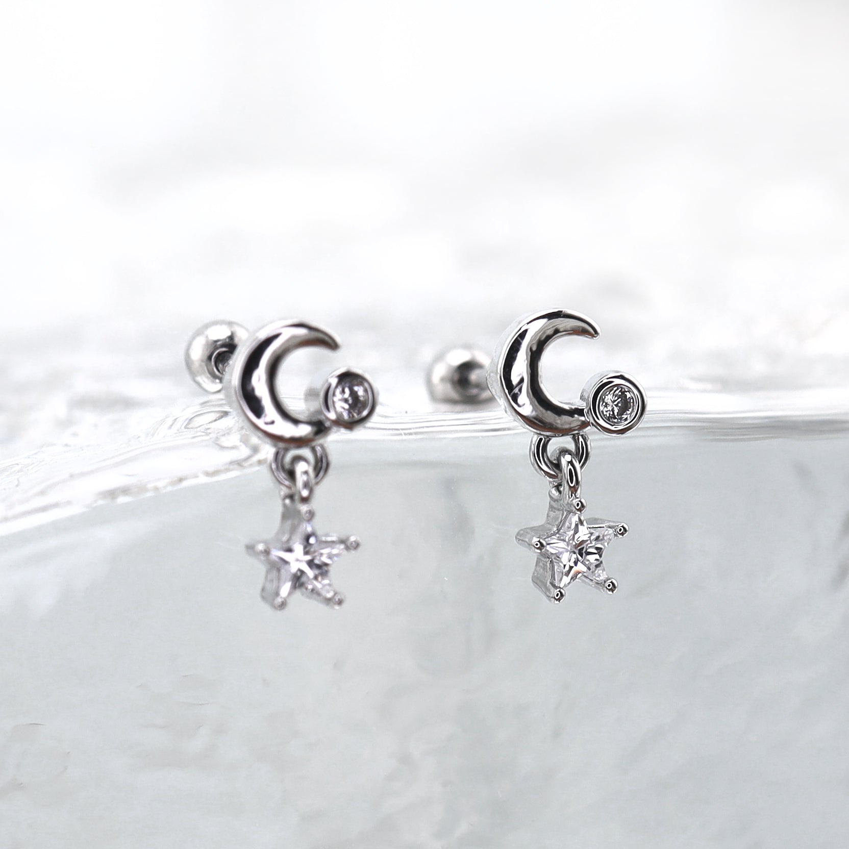 Star & Moon Dangle white-gold-plated copper Ear Studs - Star & Moon Dangle white-gold-plated copper Ear Studs - Single by CRUXJEWELRY