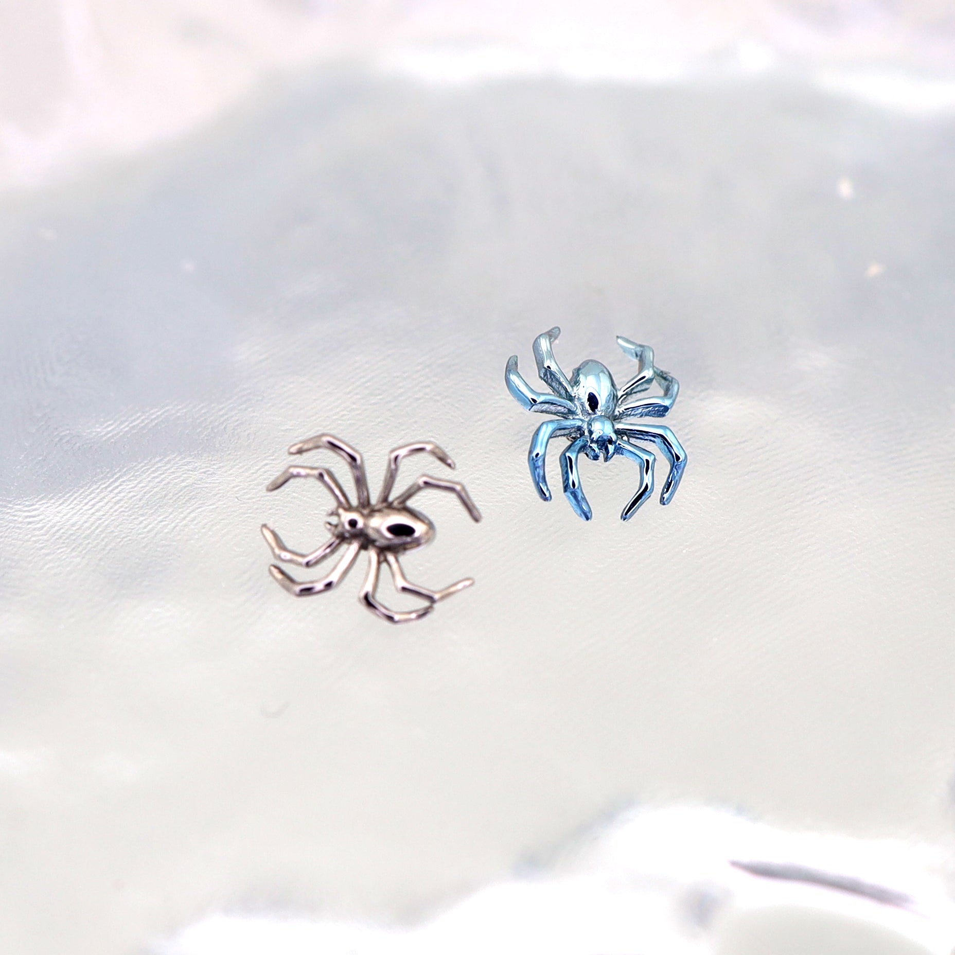 White&Blue Spider Titanium Internally Threaded Studs - White&Blue Spider Titanium Internally Threaded Studs - Sliver / 6mm by CRUXJEWELRY