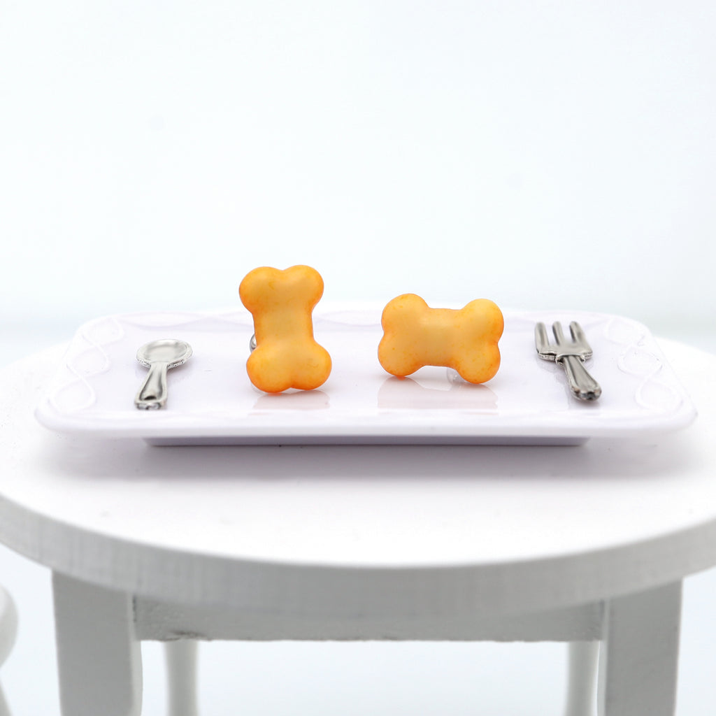 Star Baker - Resin Puppy's Bone Bread Stainless Steel Ear Studs - Star Baker - Resin Puppy's Bone Bread Stainless Steel Ear Studs - Set / 0.8mm/20G by CRUXJEWELRY