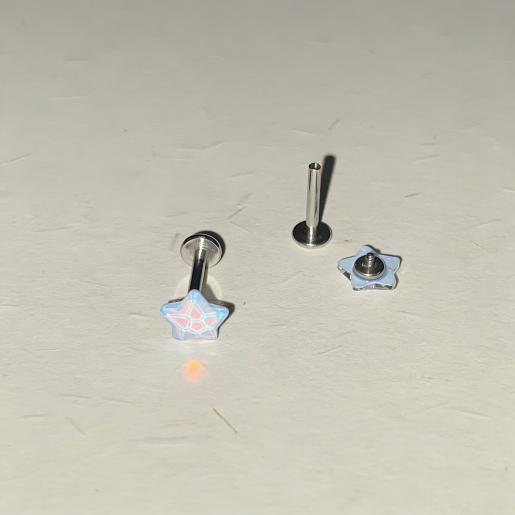 Cute Bubbly Star Titanium Labret Stud - Implant Grade Cartilage & Lip Piercing