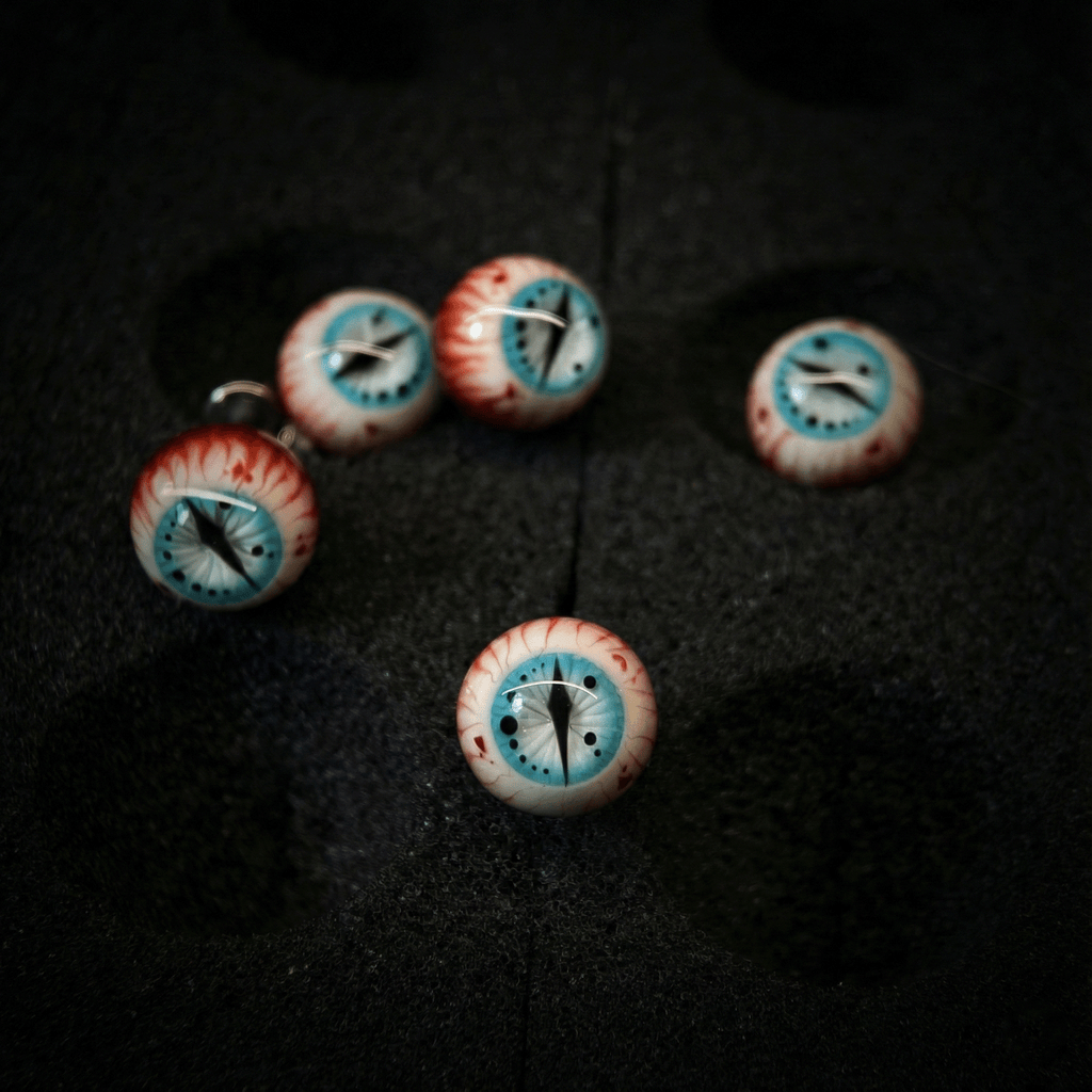 Cthulhu Eye - Midnight Feline Iris Eyeball | Ear/Tongue/Lip Titanium Studs