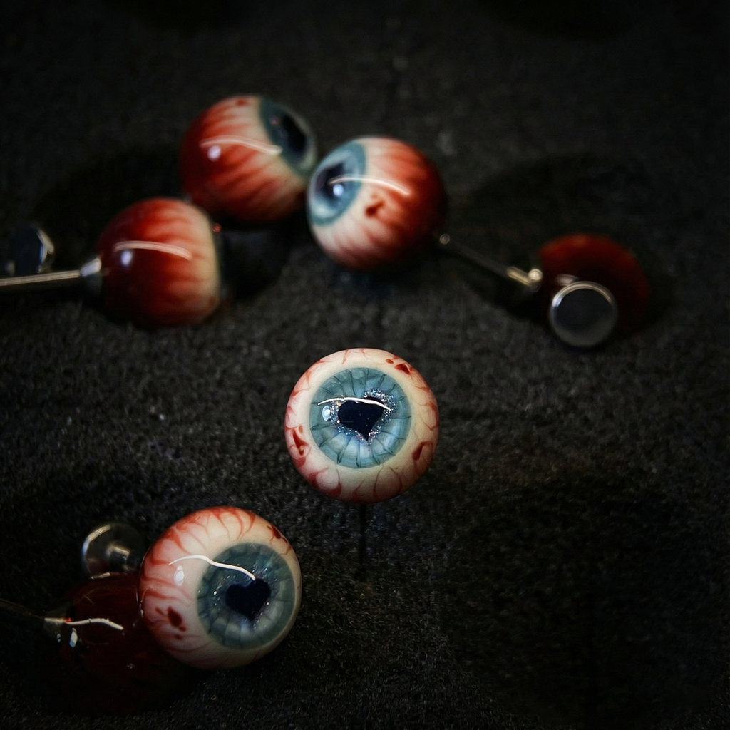 Cthulhu Eye - The Faith Heart | Ear/Tongue/Lip Titanium Studs