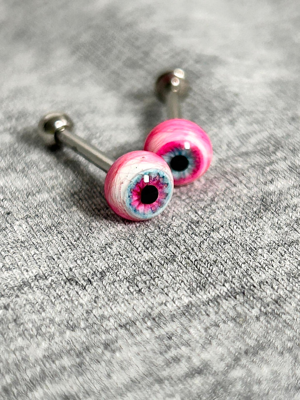 Cthulhu Eye - Dopamine Rush Eyeball｜Ear/Tongue/Lip Titanium Studs