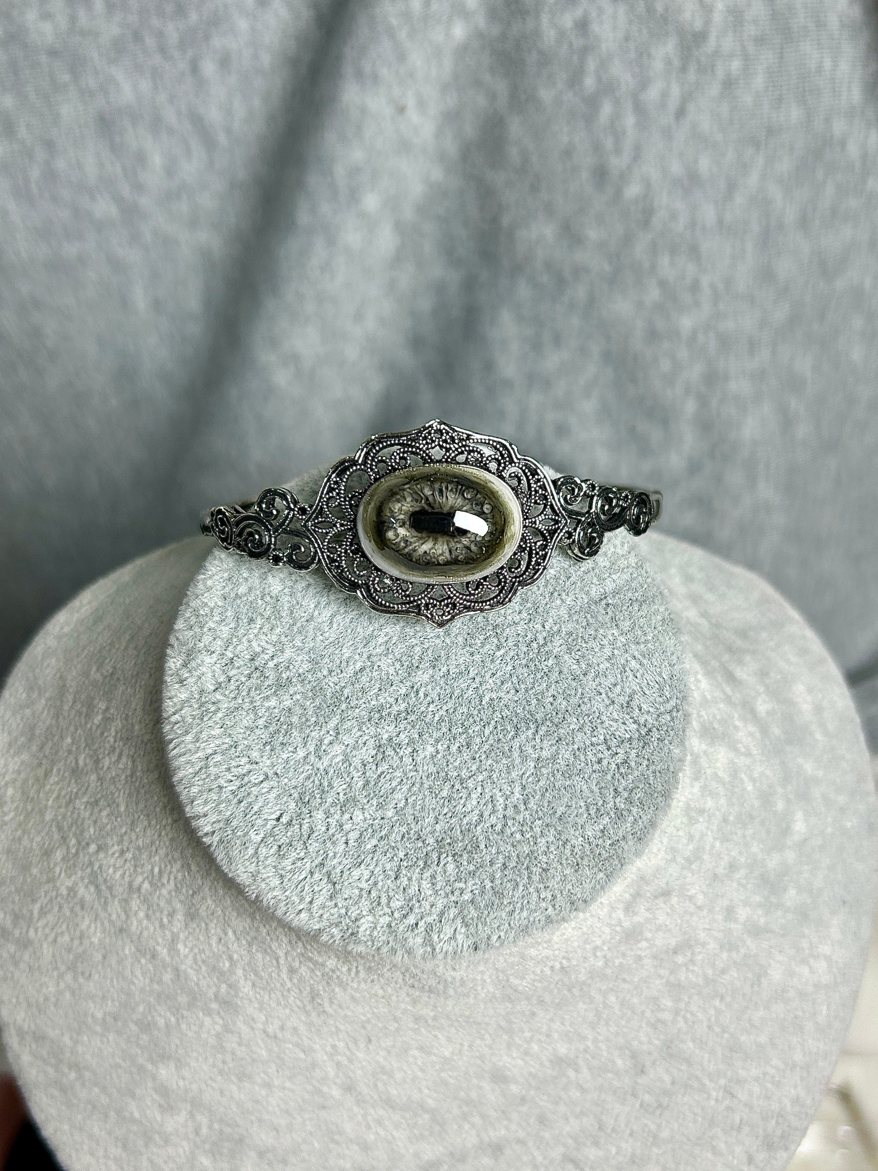 Cthulhu Eye - Abyssal Bracelet - Cthulhu Eye - Abyssal Bracelet - Pact by CRUXJEWELRY
