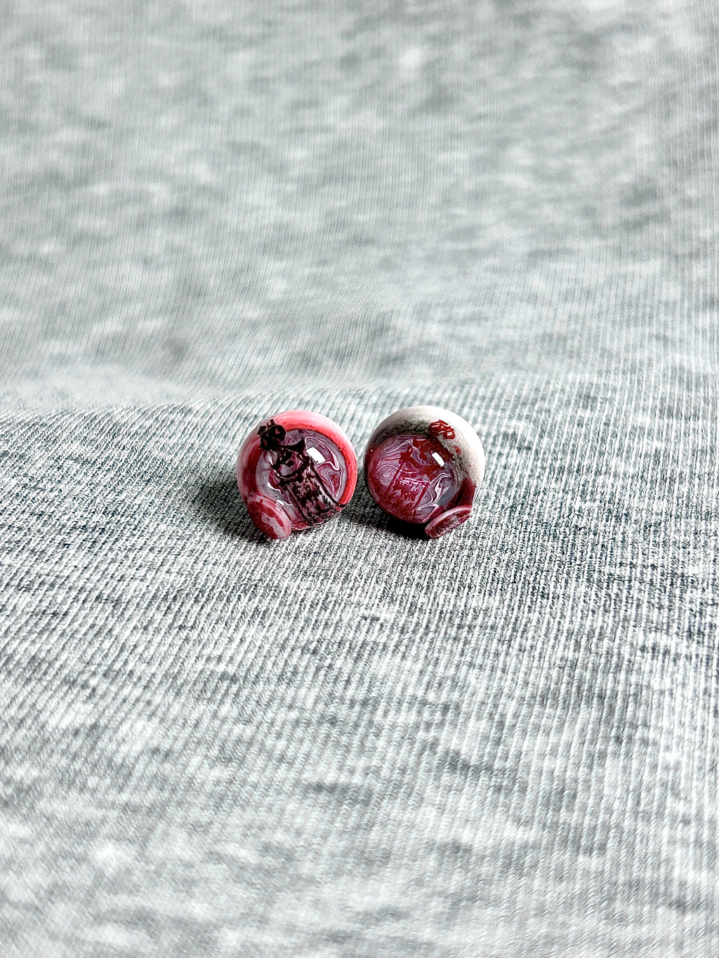 Cthulhu Eye - Zhou Amulet | Ear/Lip/Tongue Studs - Cthulhu Eye - Zhou Amulet | Ear/Lip/Tongue Studs - Script of Ascent / Flat-Back（Default） / 4mm by CRUXJEWELRY