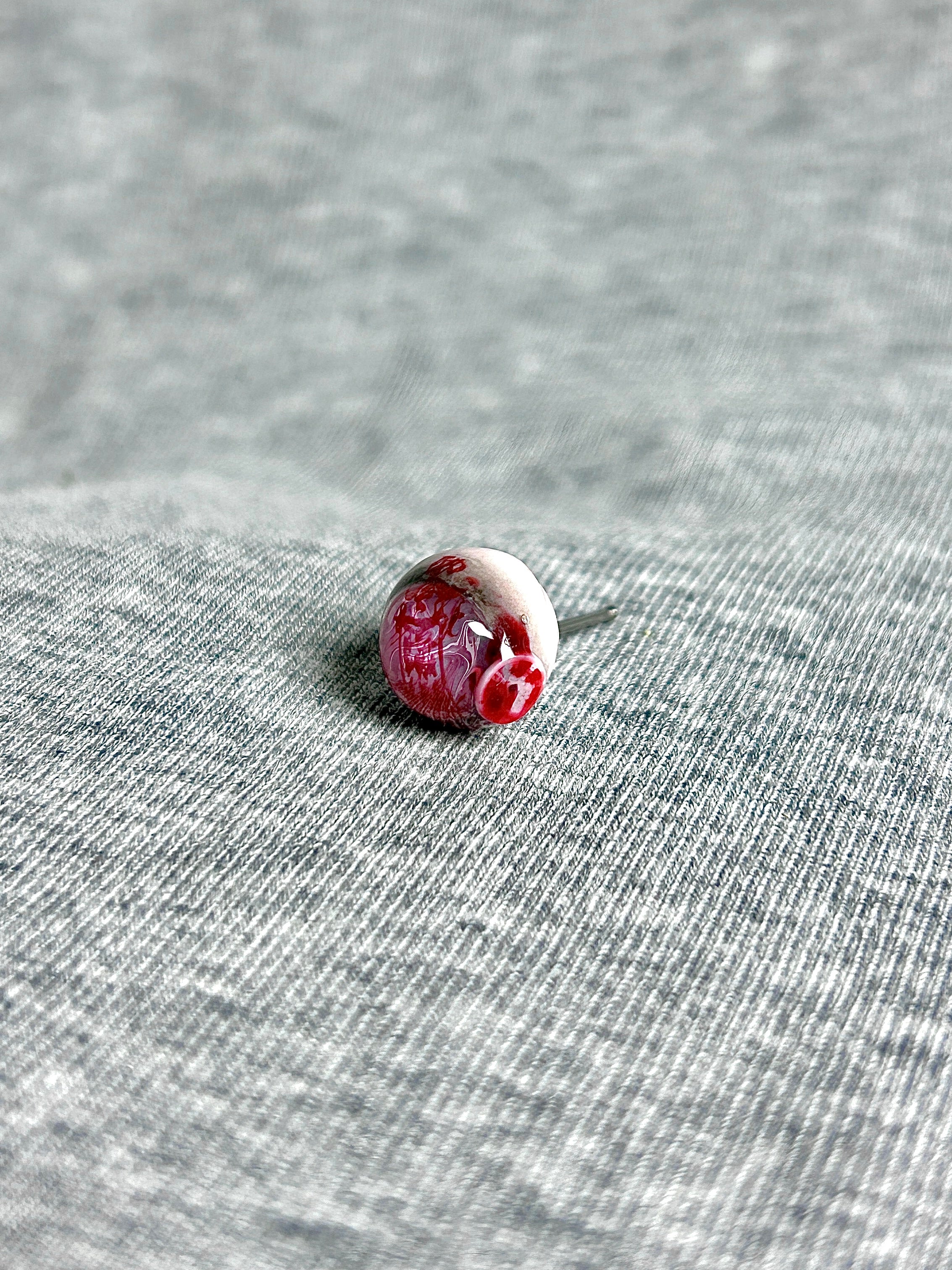 Cthulhu Eye - Zhou Amulet | Ear/Lip/Tongue Studs - Cthulhu Eye - Zhou Amulet | Ear/Lip/Tongue Studs - Seal of Aegis / Flat-Back（Default） / 4mm by CRUXJEWELRY