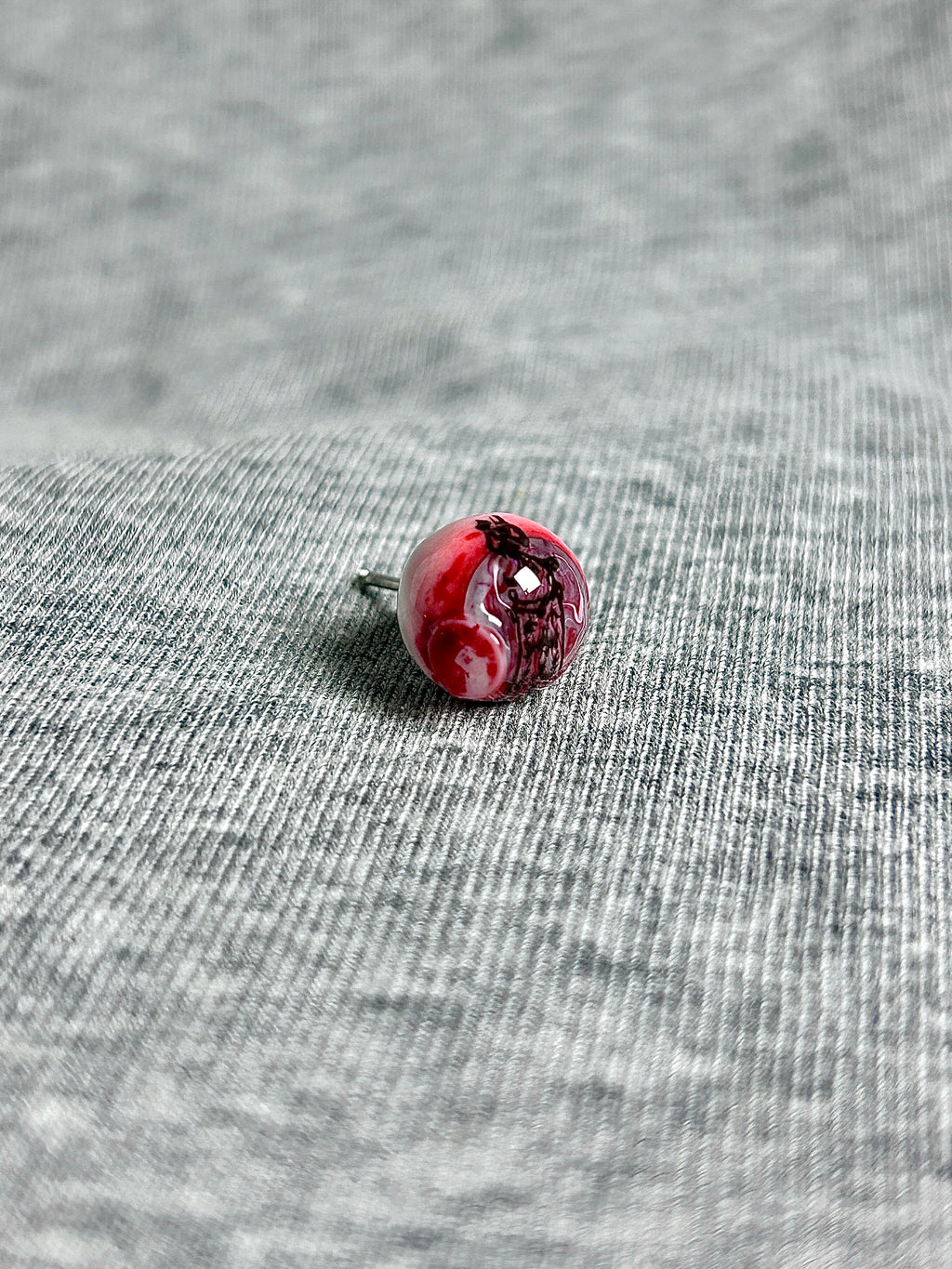 Cthulhu Eye - Zhou Amulet | Ear/Lip/Tongue Studs - Cthulhu Eye - Zhou Amulet | Ear/Lip/Tongue Studs - Script of Ascent / Flat-Back（Default） / 4mm by CRUXJEWELRY