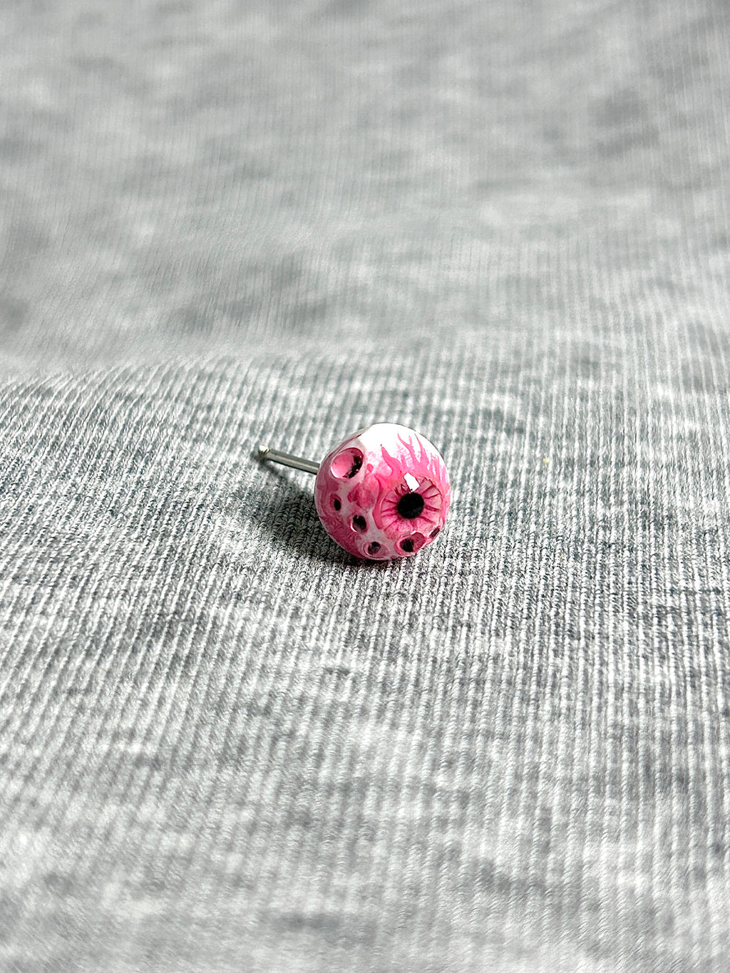 Cthulhu Eye - CandyGaze | Ear/Lip/Tongue Studs - Cthulhu Eye - CandyGaze | Ear/Lip/Tongue Studs - Kaleido Taffy / Flat-Back（Default） / 4mm by CRUXJEWELRY