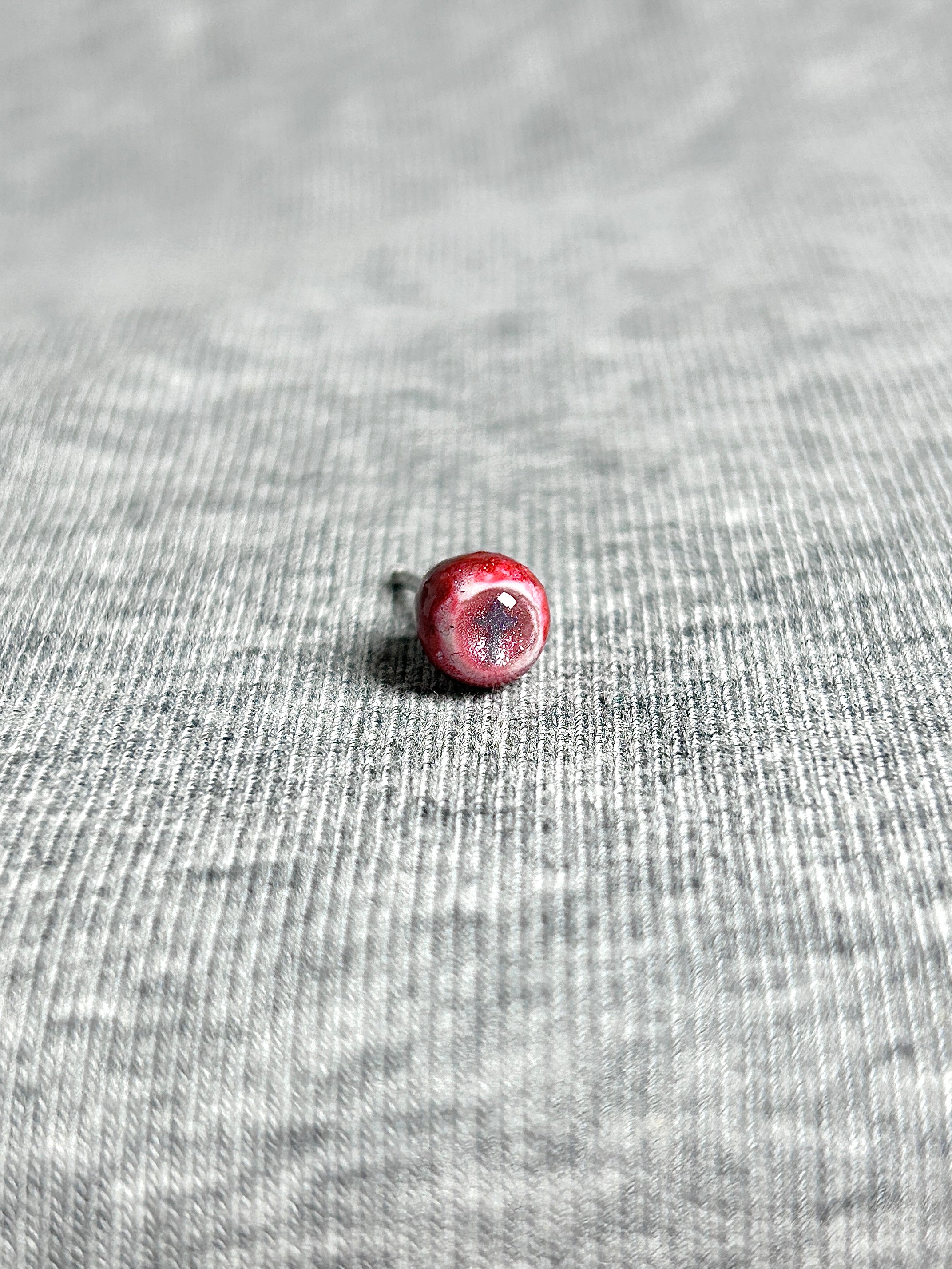 Cthulhu Eye - Fissure Iris | Ear/Lip/Tongue Studs - Cthulhu Eye - Fissure Iris | Ear/Lip/Tongue Studs - Eldritch Keyhole / Flat-Back（Default） / 4mm by CRUXJEWELRY