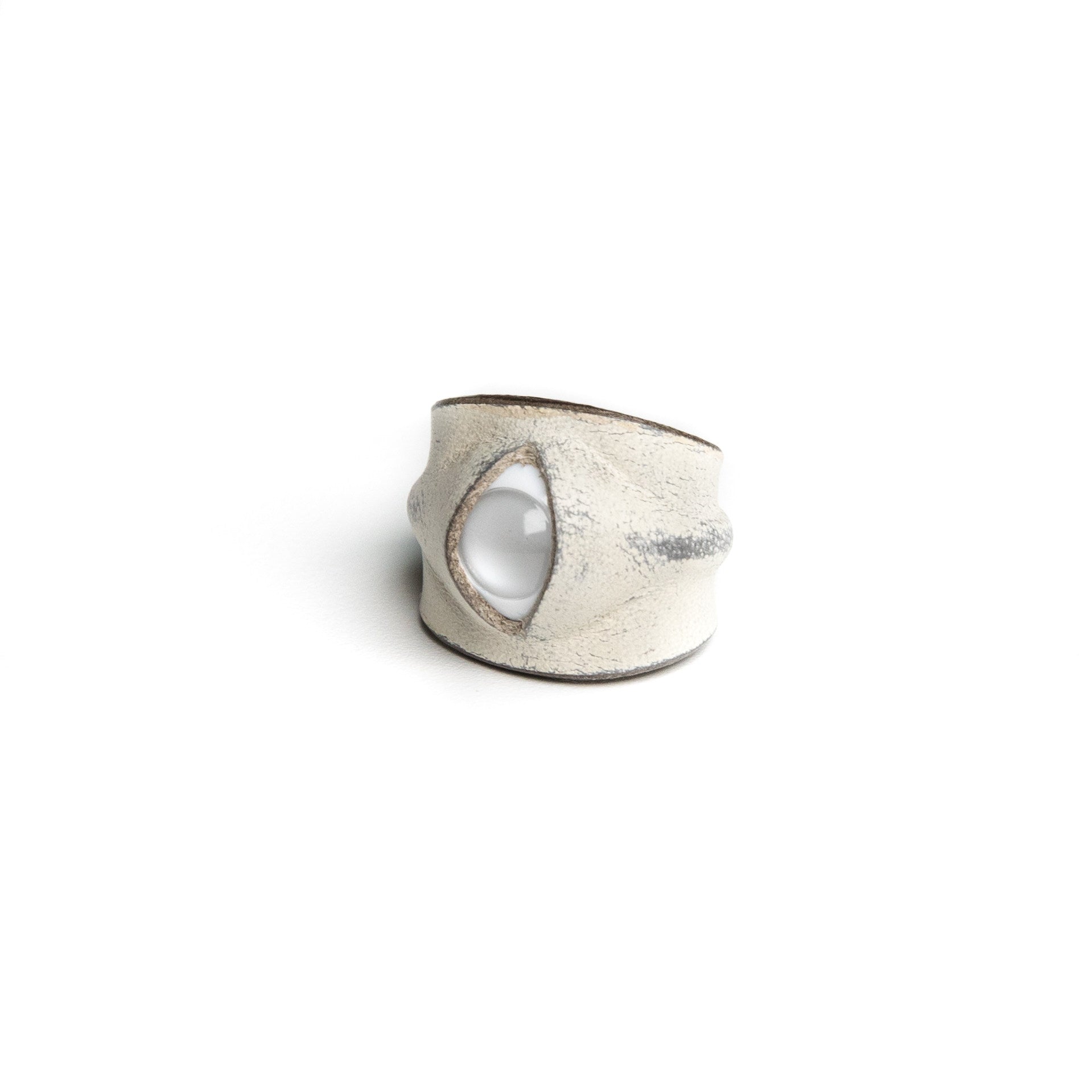 Hyper-realistic Flesh Eye Ring | Creepy Human Skin Texture Jewelry