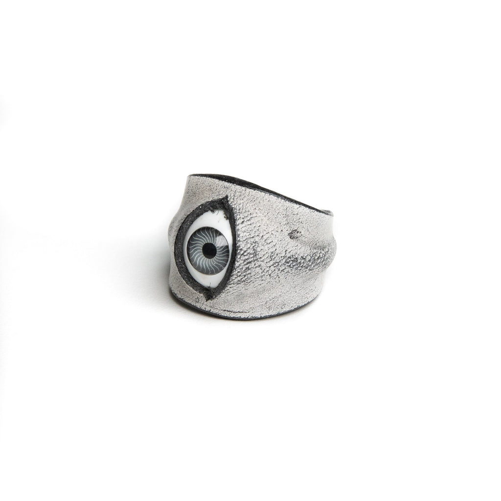 Hyper-realistic Flesh Eye Ring | Creepy Human Skin Texture Jewelry