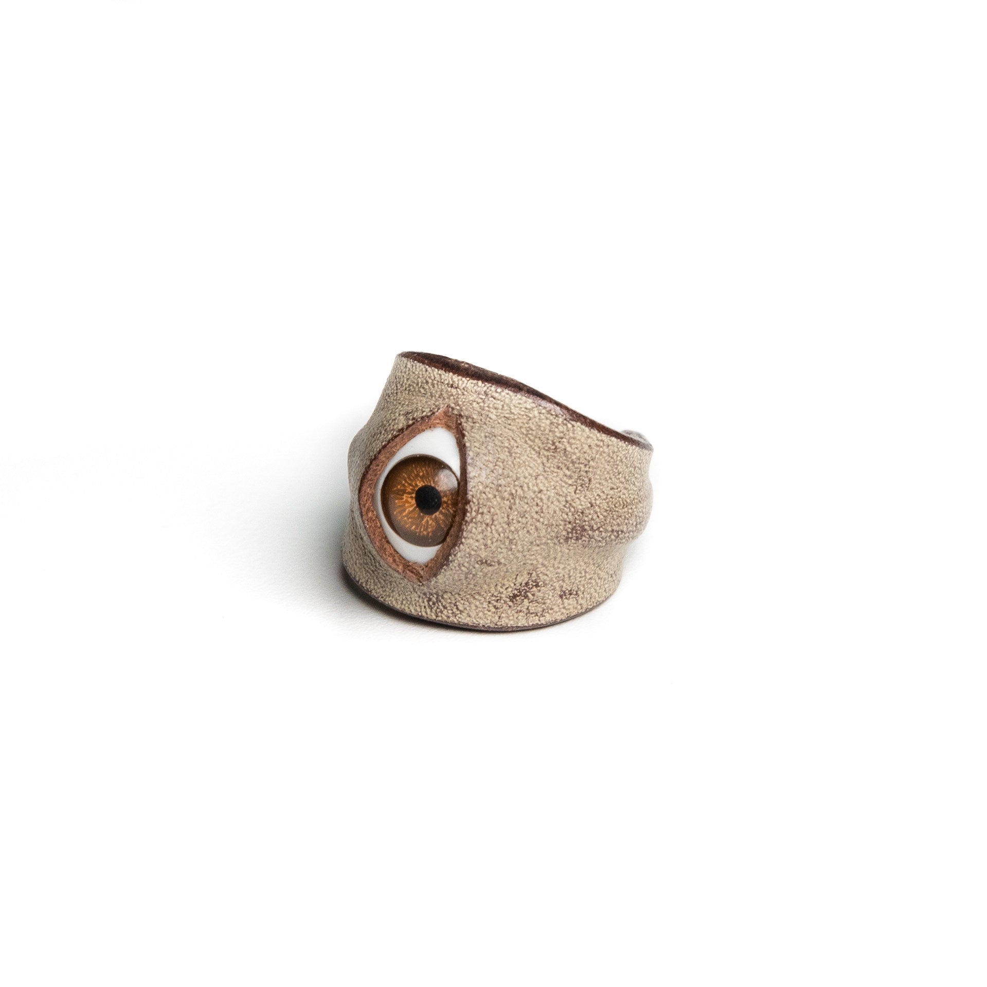 Hyper-realistic Flesh Eye Ring | Creepy Human Skin Texture Jewelry