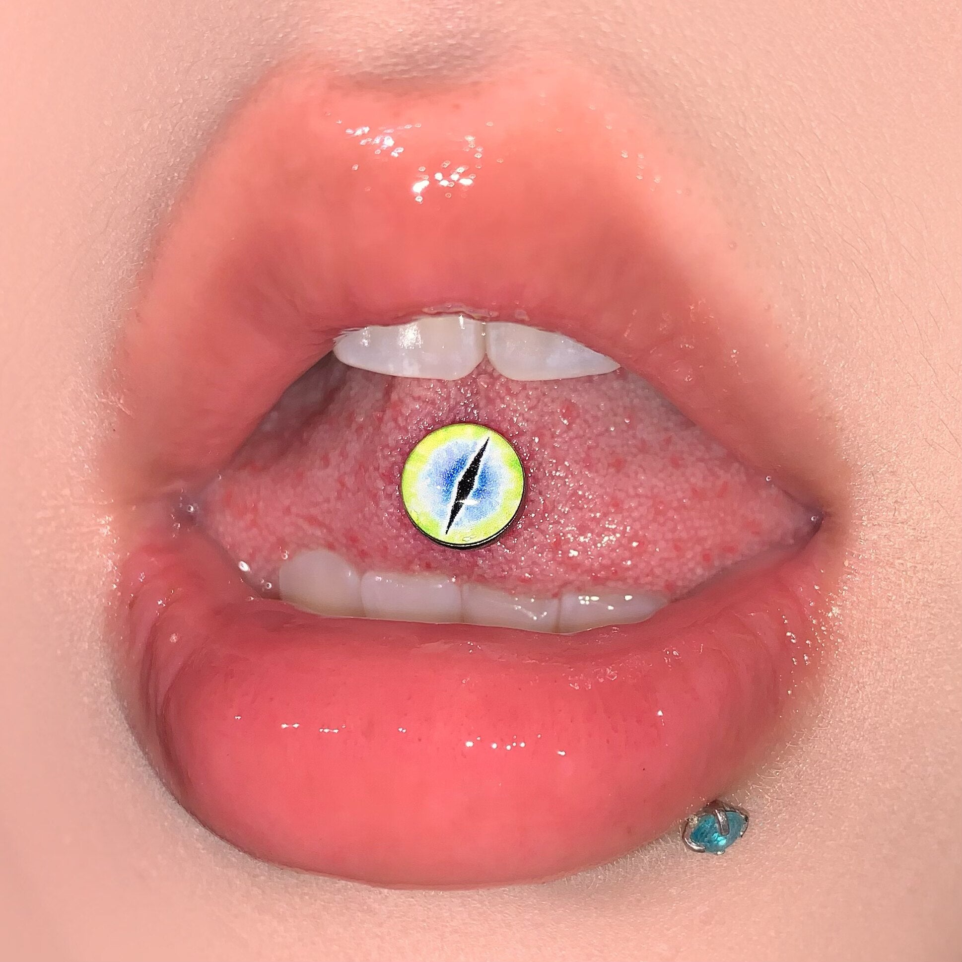 14G Titanium Dragon Eye Tongue Barbell - Slit Pupil Design