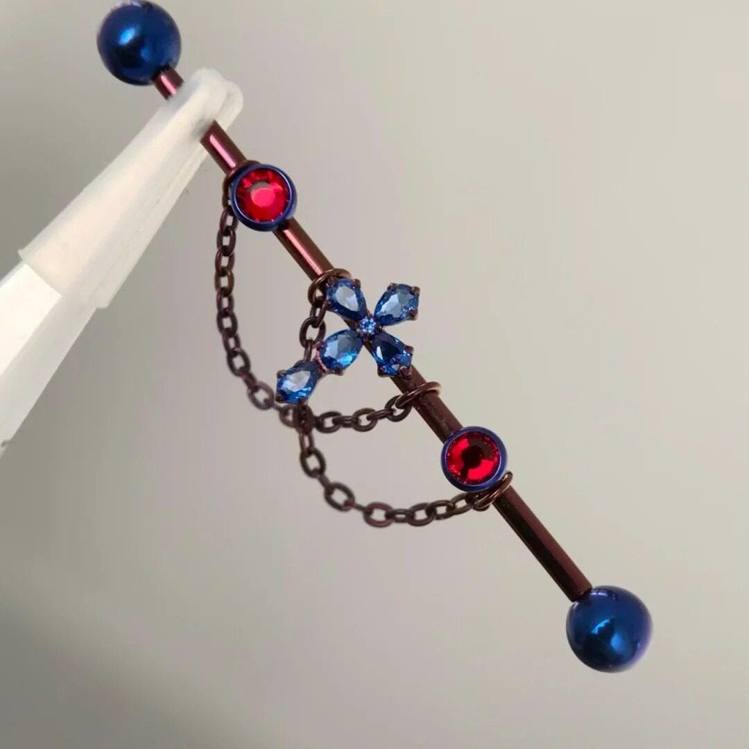 Cathedral Cross Chain titanium industrial barbell, detail view 3