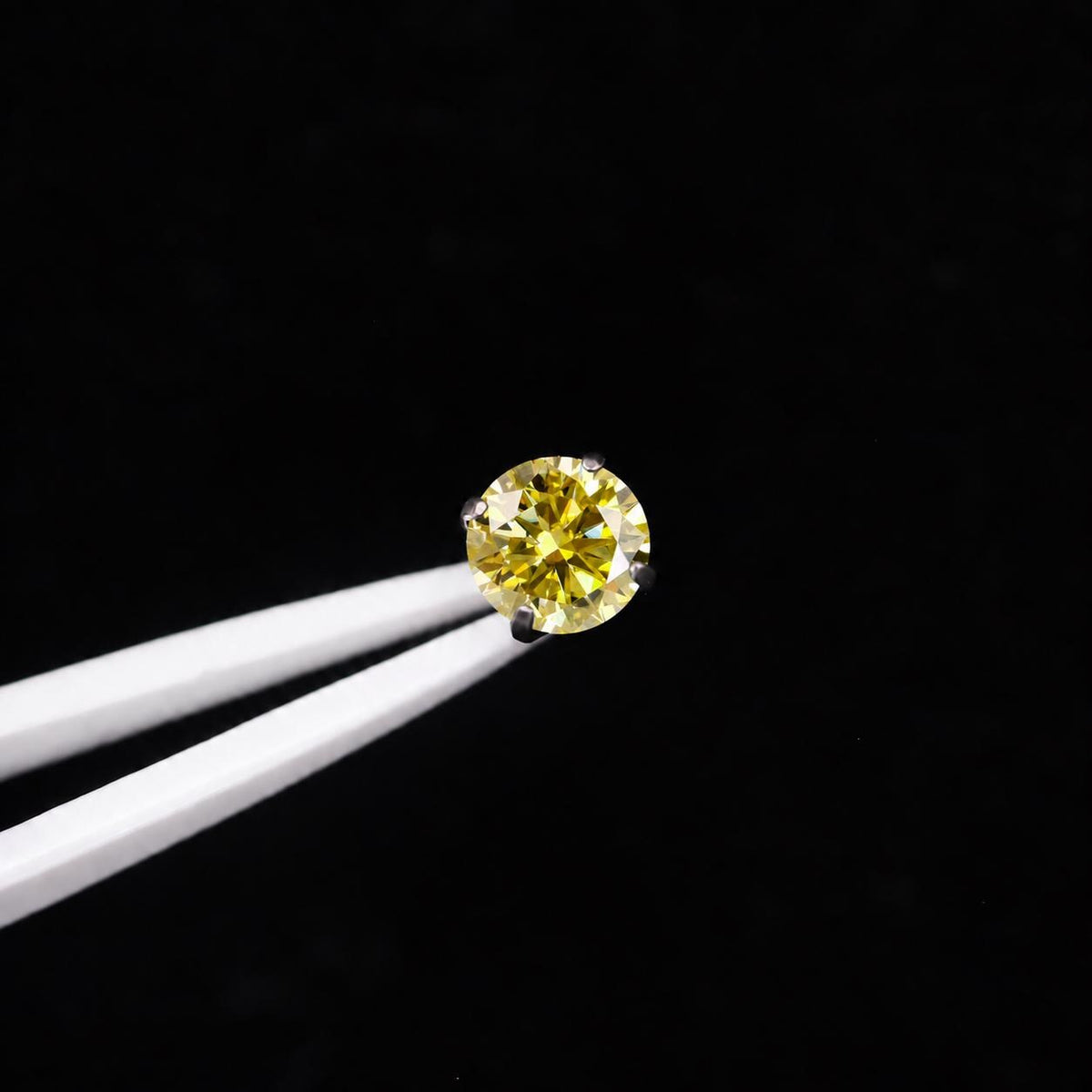 ETSY 4574941013 | IMAGE 7 | Citrine Moissanite Flat Back Stud