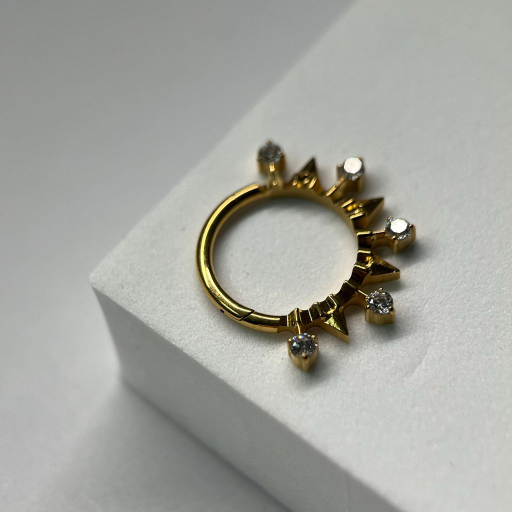 Titanium Spike CZ Septum Clicker detail 6