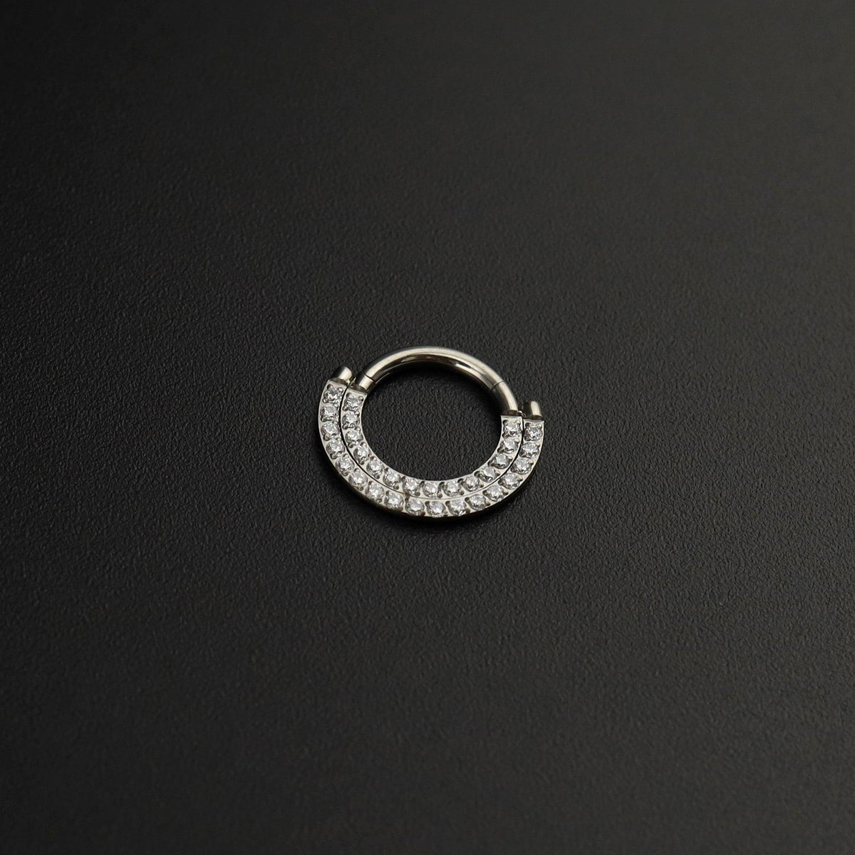 Titanium Pavé CZ Septum Clicker detail 7