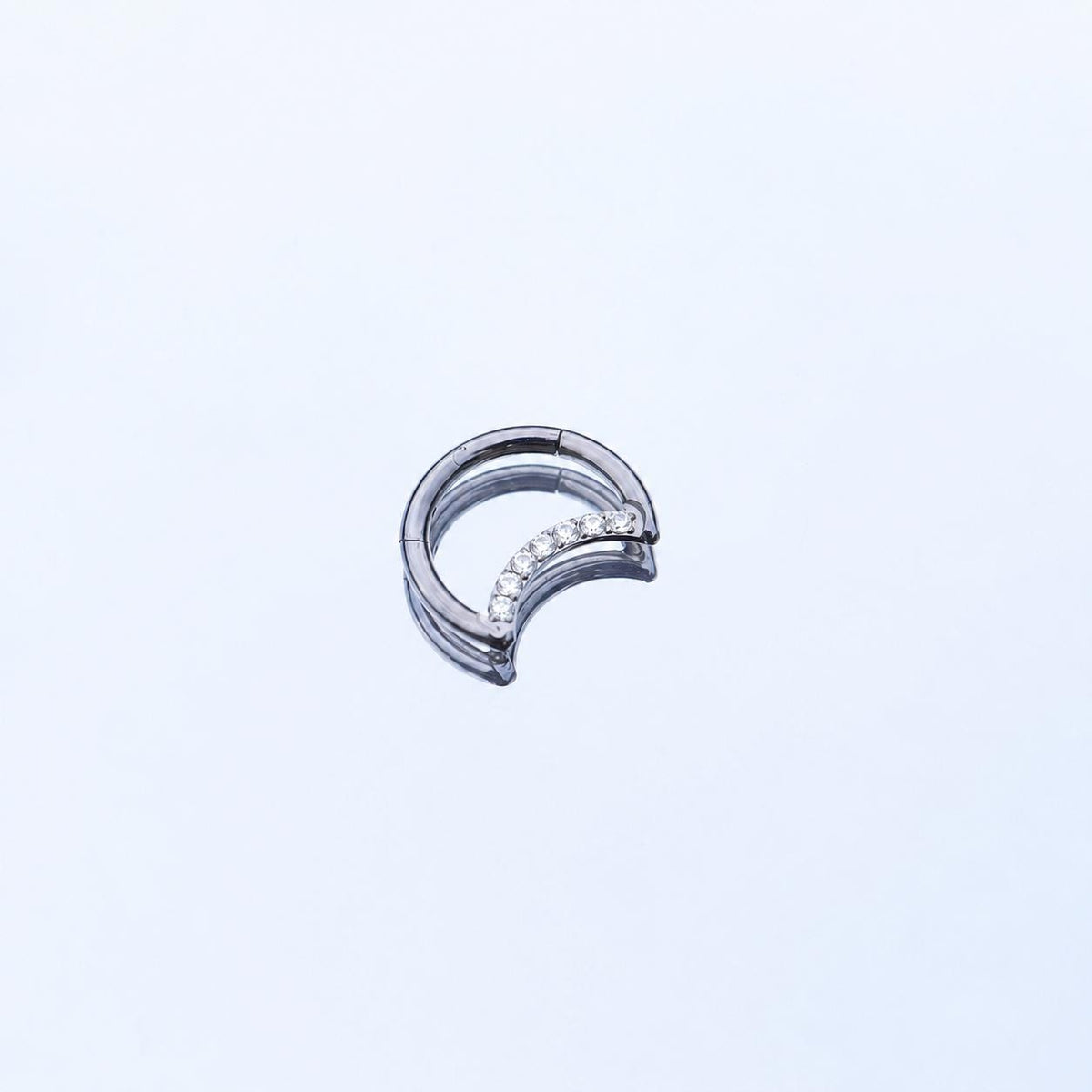 Titanium Crescent Moon Septum Clicker detail 6