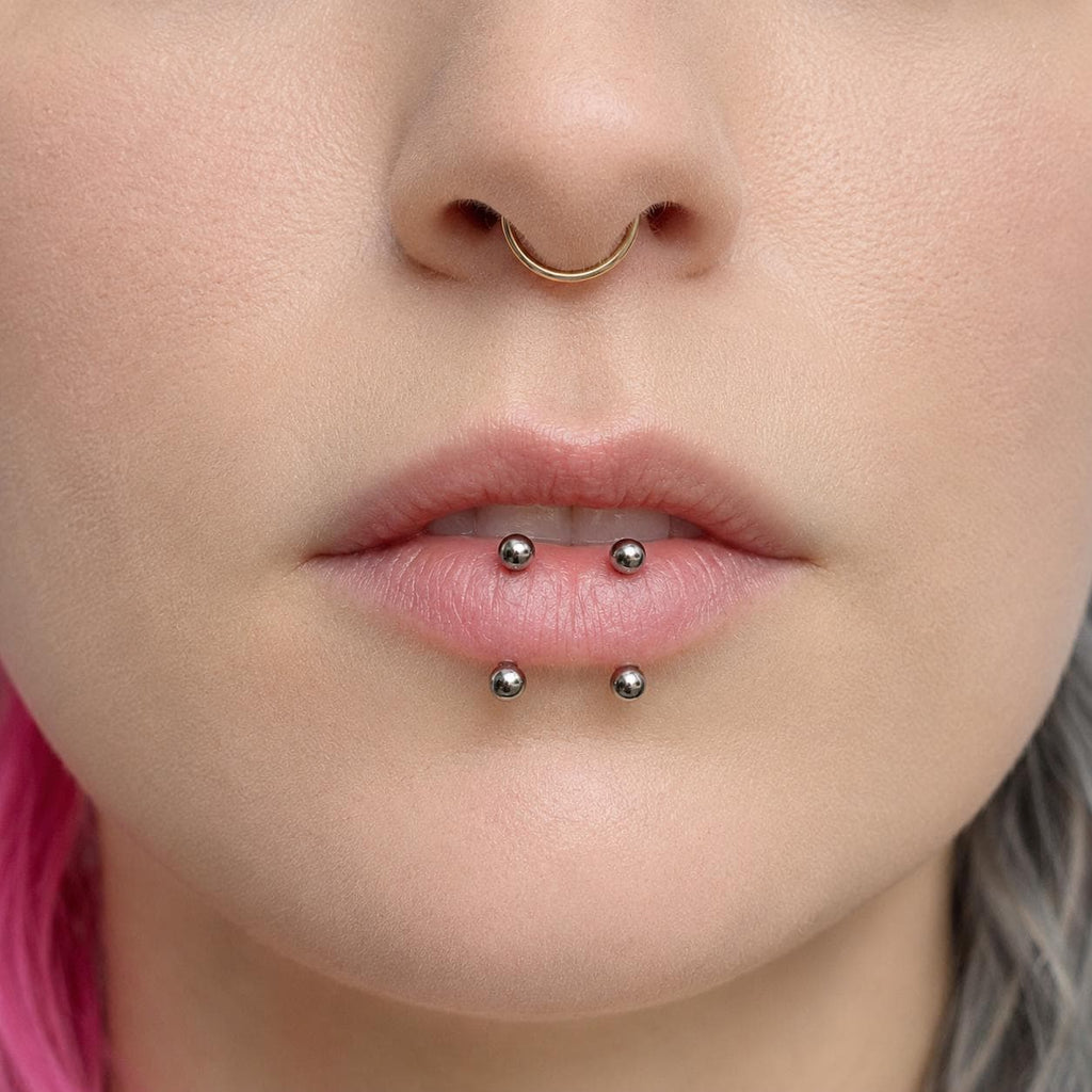 Classic Titanium Curved Barbell detail 4