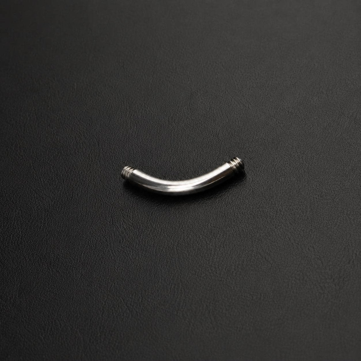 Titanium Curved Barbell Shaft detail 8