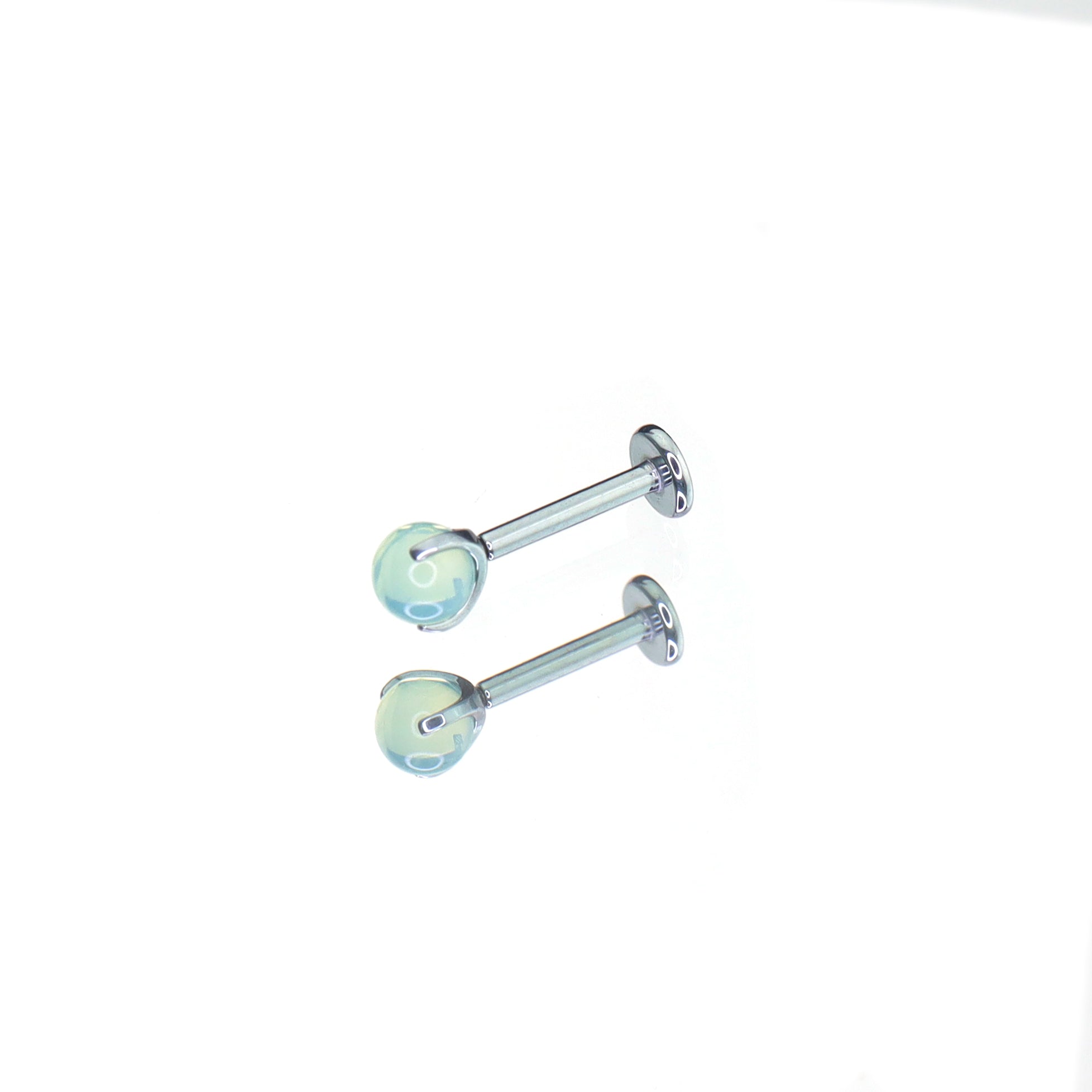 MLP F-136 Titanium Flat-Back Ear/Lip/Nostril Stud - MLP F-136 Titanium Flat-Back Ear/Lip/Nostril Stud - cerulean-mist / 5mm by CRUXJEWELRY