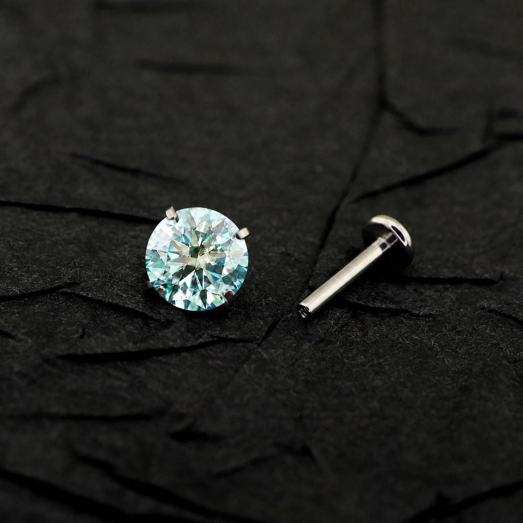 Emerald Green Moissanite Flat Back Stud - product image 2