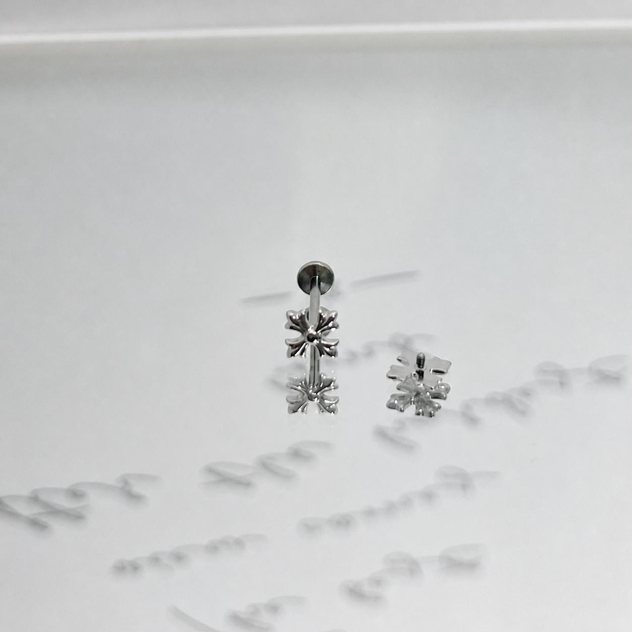 Gothic Cross - product image 5