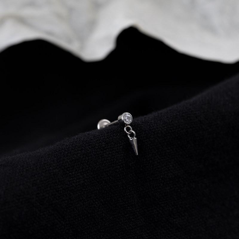 Crystal Spike & Teardrop Dangle Silver | Sting detail 6