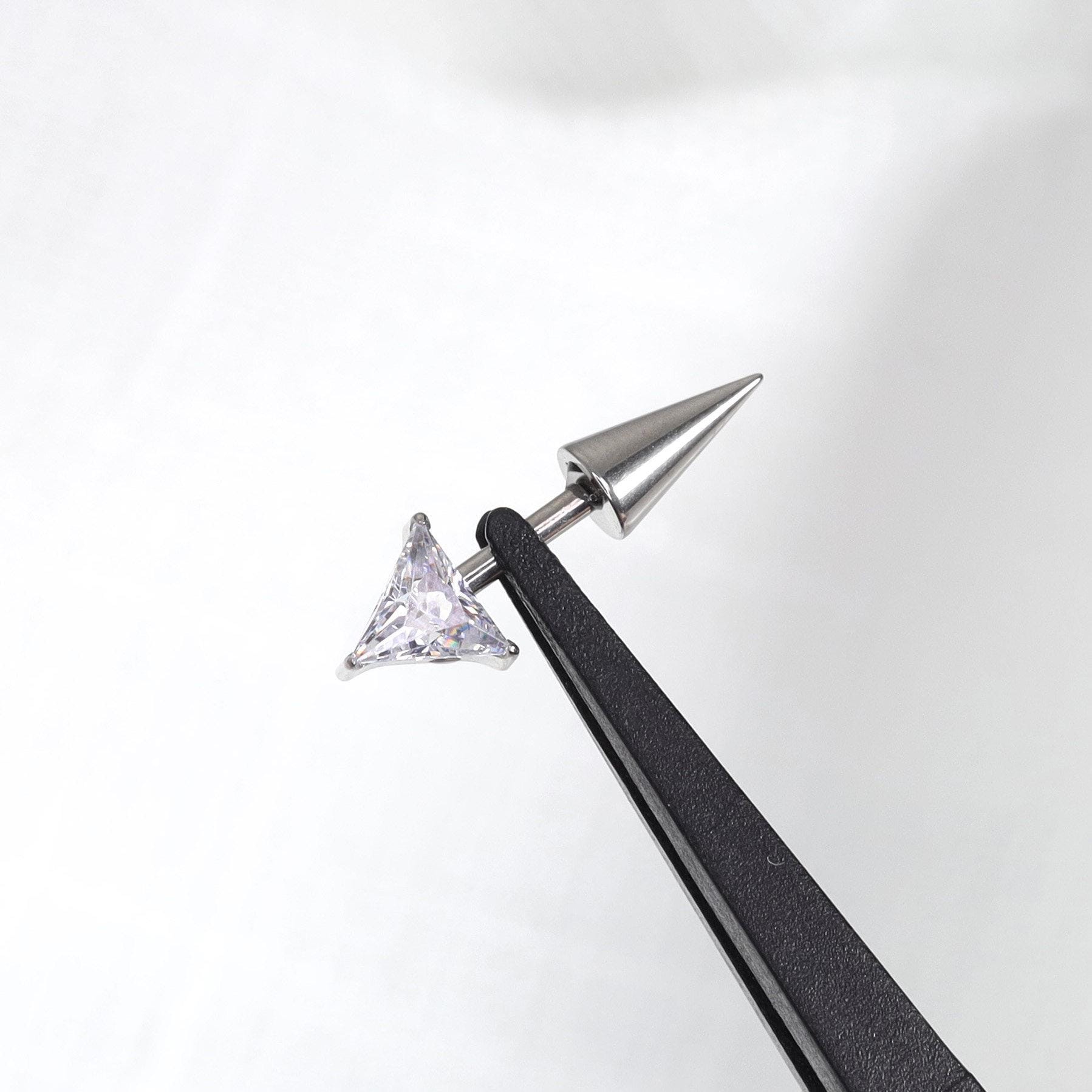 Trillion Crystal & Spike Barbell 4x8mm detail 7
