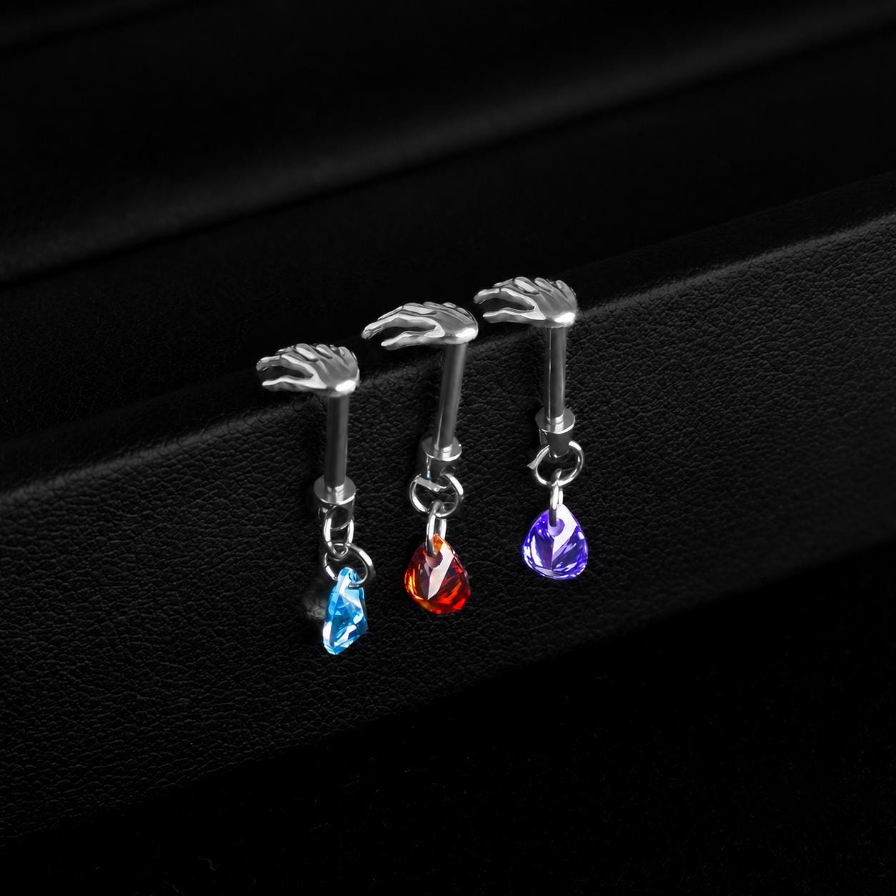 Skeleton Hand Crystal Barbell detail 3