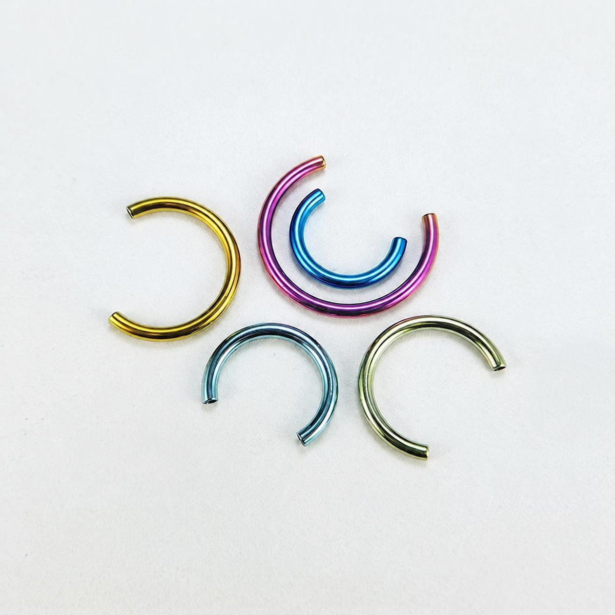 Customizable Titanium Horseshoe Barbell detail 5