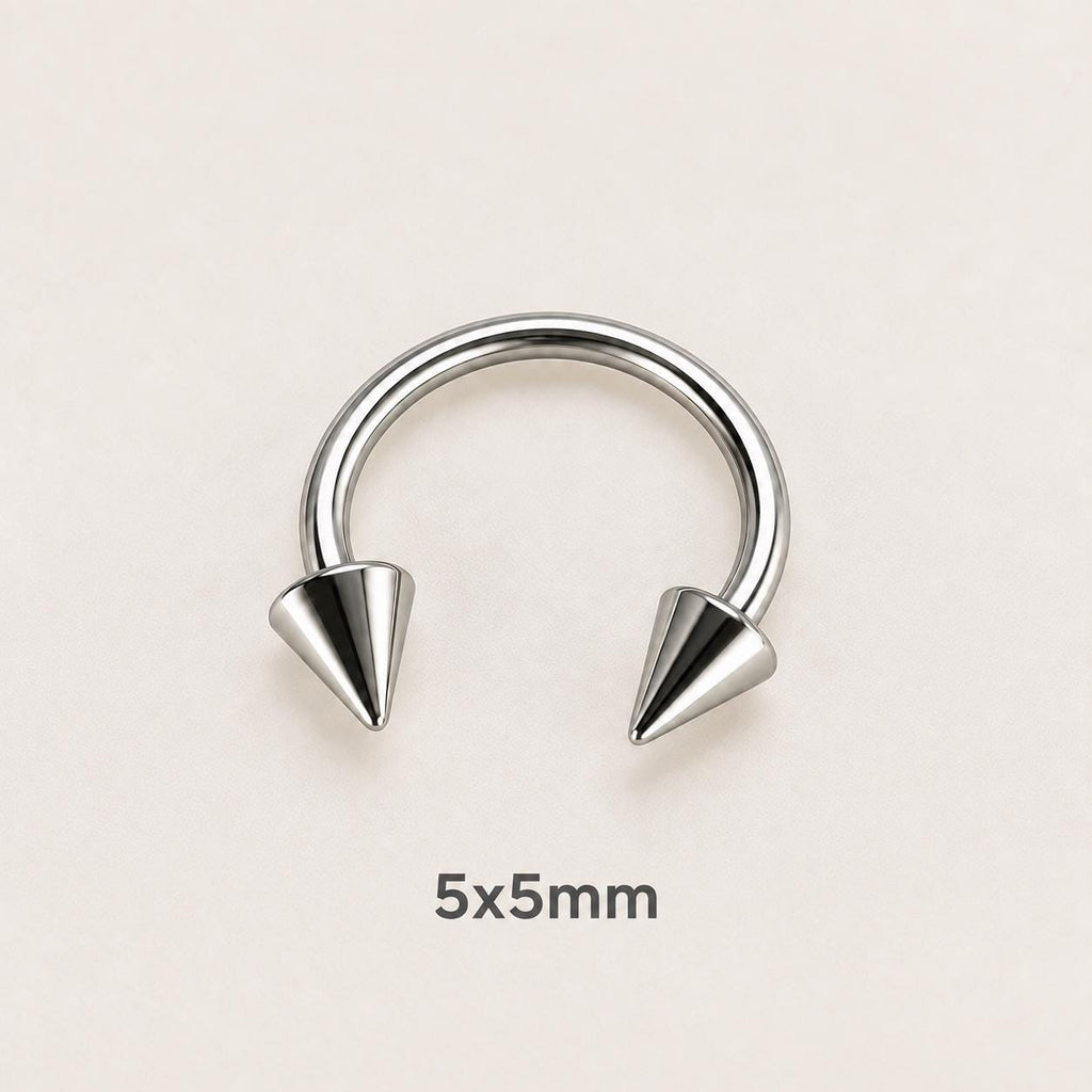 Edgy Spike Titanium Horseshoe Ring detail 9