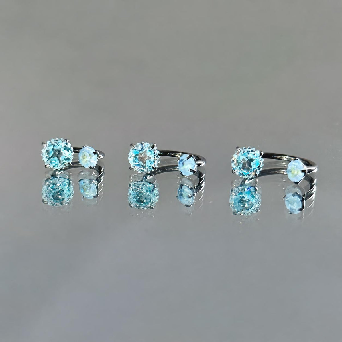 Double Crystal Titanium Horseshoe Ring detail 4