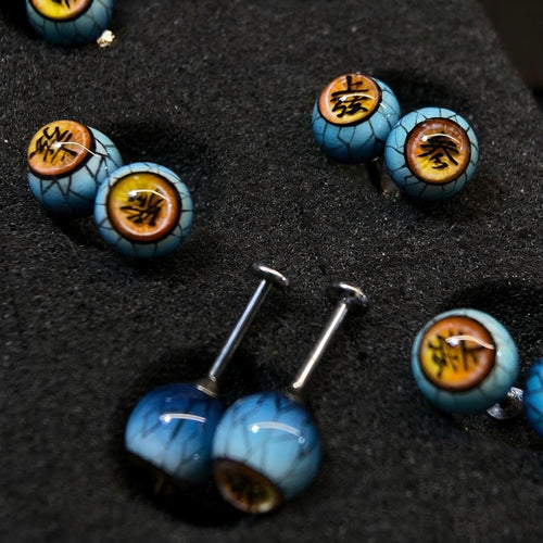 Cthulhu Eye - Upper Rank Three Akaza | Ear/Tongue Titanium Studs