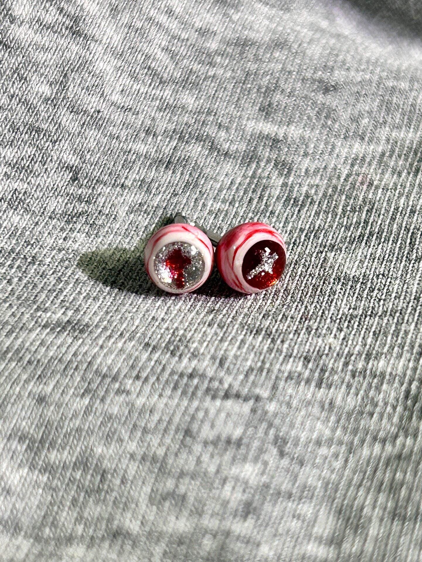 Cthulhu Eye - Pearlescent Fire Cross | Ear/Tongue/Lip Titanium Studs