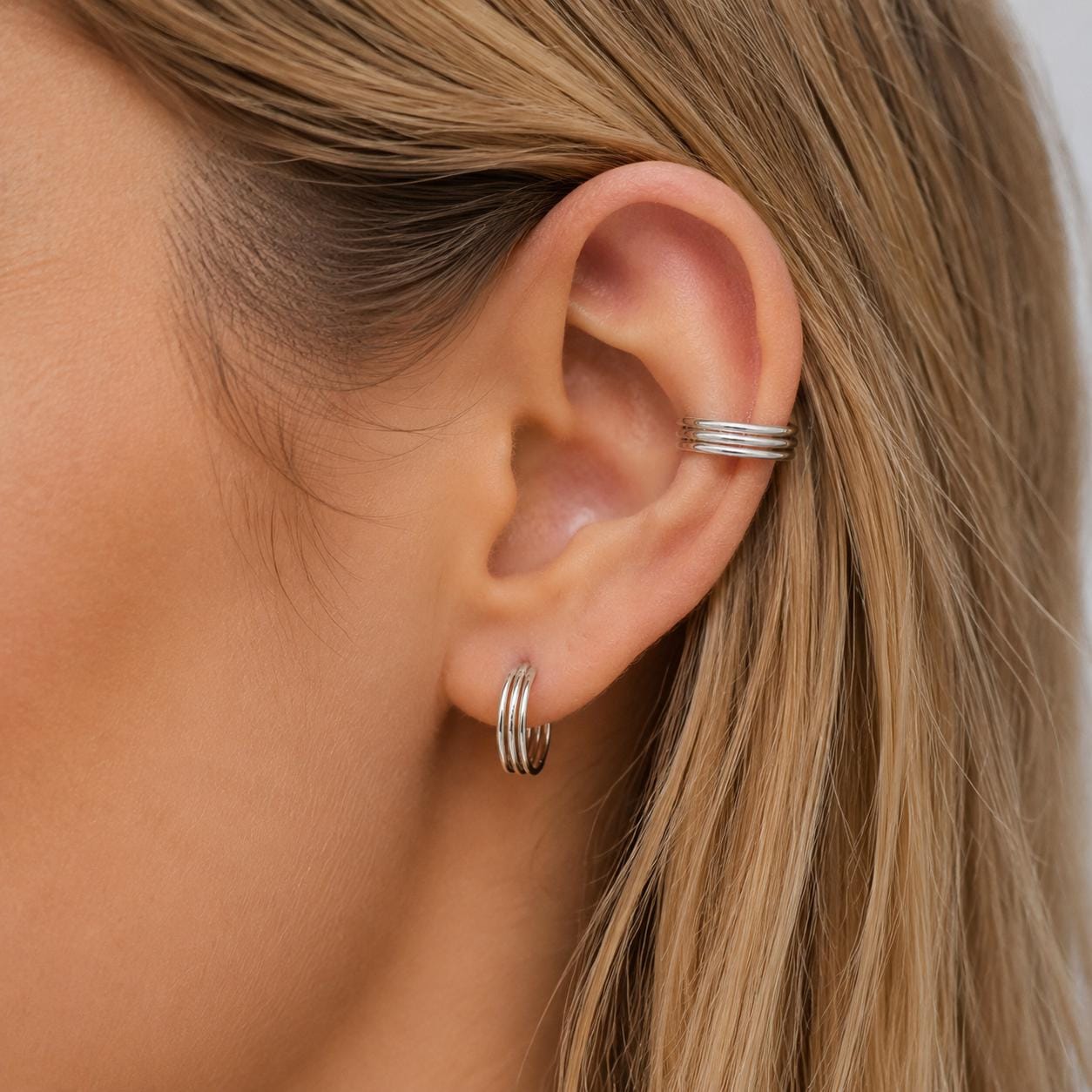 ASTM F136 Titanium Bow Septum Ring｜16G Hinged Clicker｜Cute Bow Daith Jewelry｜Hypoallergenic｜Helix Conch Rook Cartilage - Image 2