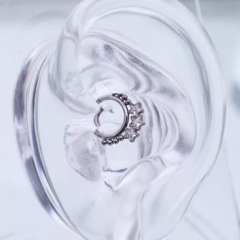 ASTM F136 Titanium Triple Star Septum Ring｜16G Hinged Clicker｜Sparkling CZ Daith Jewelry｜Hypoallergenic｜Helix Conch Rook - Image 3