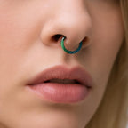 ASTM F136 Titanium Faceted Rainbow Septum Ring｜16G Hinged Clicker｜Iridescent Daith Jewelry｜Hypoallergenic｜Helix Conch Rook - Image 3
